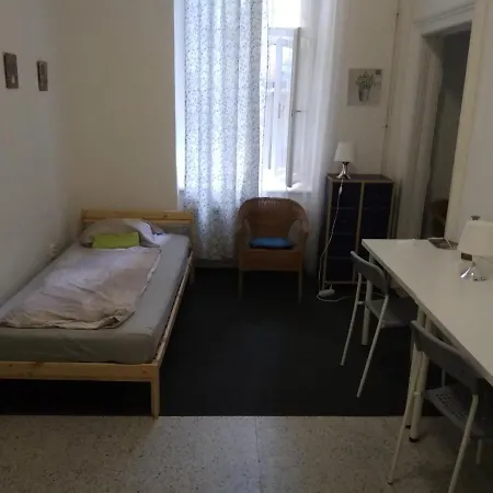 Hostel Apatrmans Hostel Brno