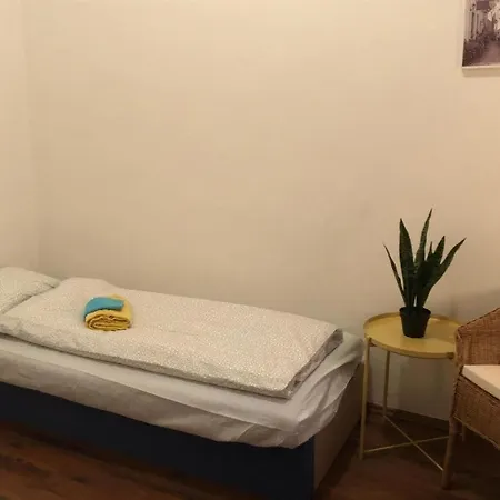 Apatrhostel Brno Albergue