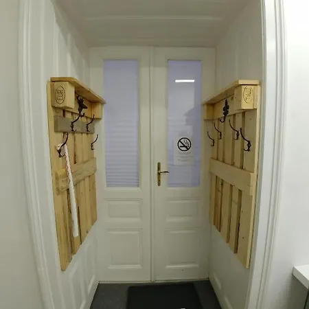 Apatrhostel Brno Albergue Brno
