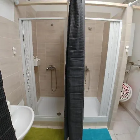 Apatrhostel Brno Albergue