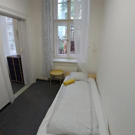 Apatrhostel Brno Albergue